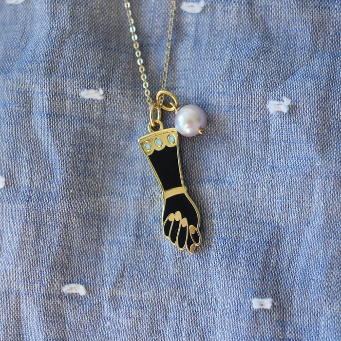 Mano Figa Necklace - Black